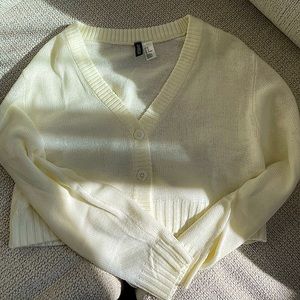 White cardigan, from H&M, and size M.